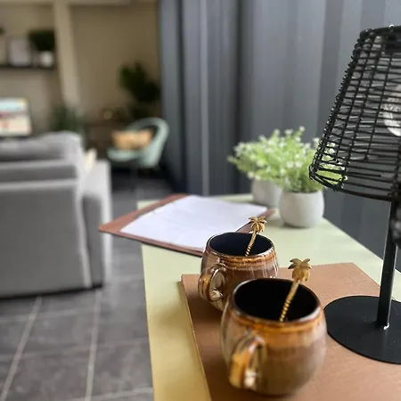 Apartment De Strandmelde, Met Groot Terras En Gratis Parking Nabij Zee *